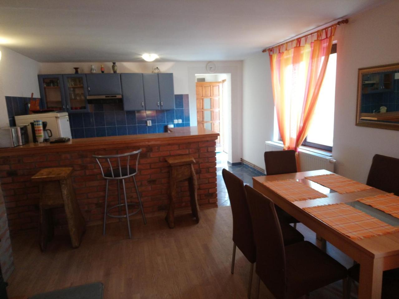 Studio Apartman Kotro Beli Manastir Εξωτερικό φωτογραφία
